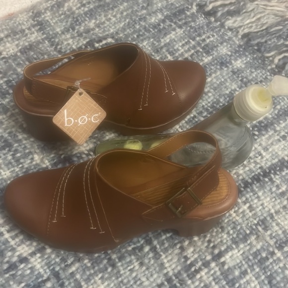 B.O.C CLOGS BROWN, COMFORTABLE, MUST HAVE ππΎππ½π - Picture 5 of 7